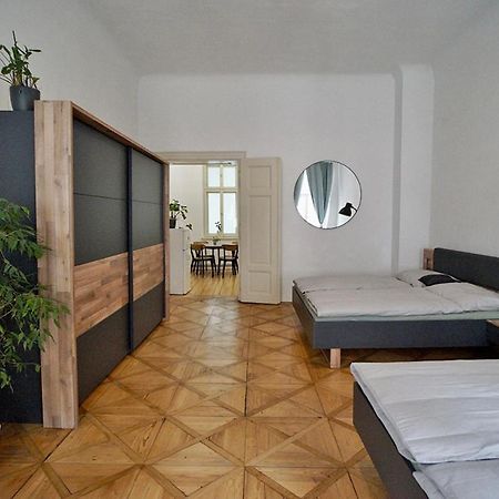 Truhlarska 4 Apartment Прага Екстер'єр фото
