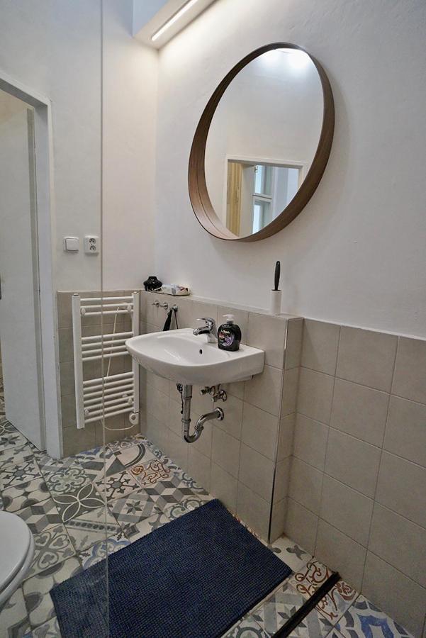 Truhlarska 4 Apartment Прага Екстер'єр фото